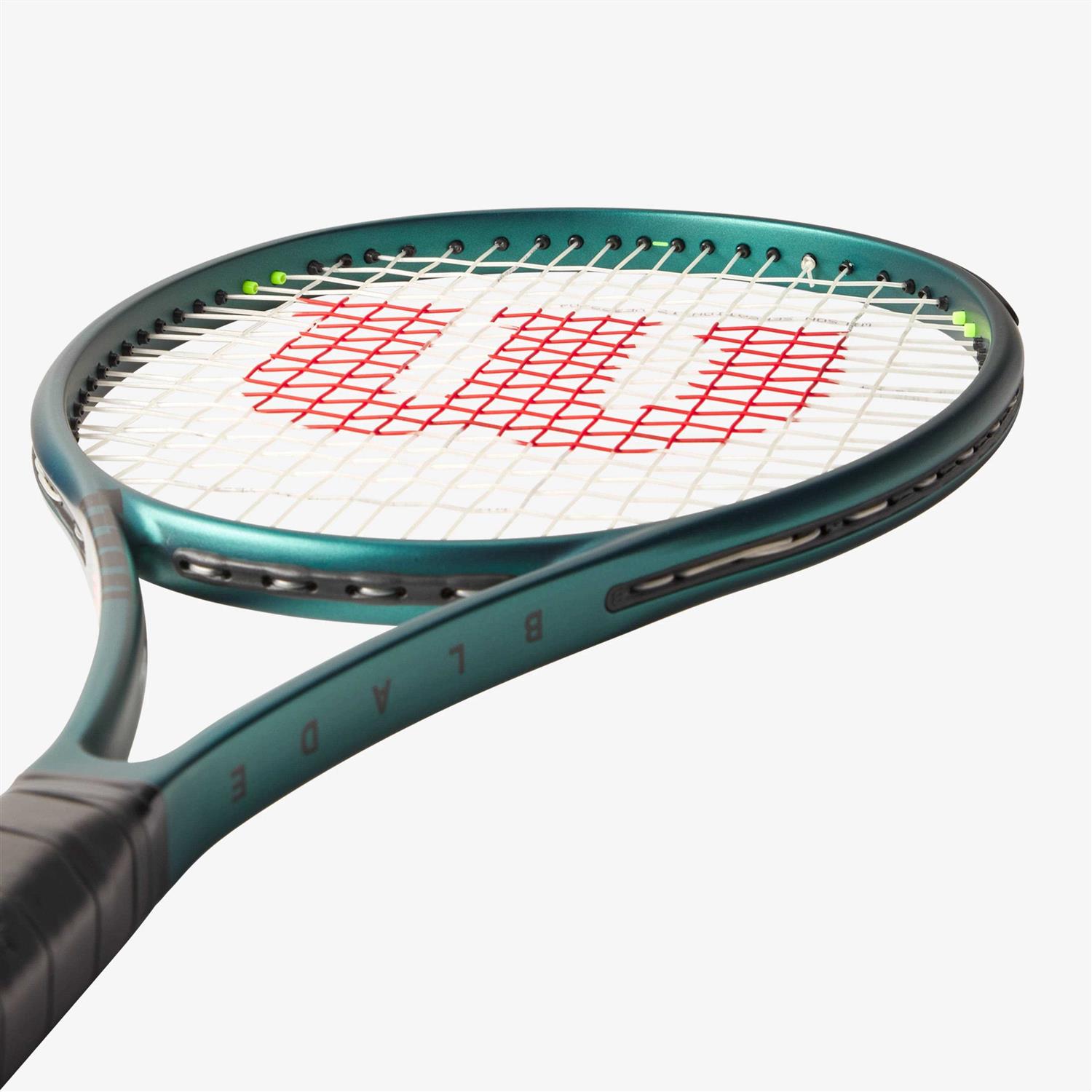 Wilson Blade V9 Tennis Racquet - Image 3
