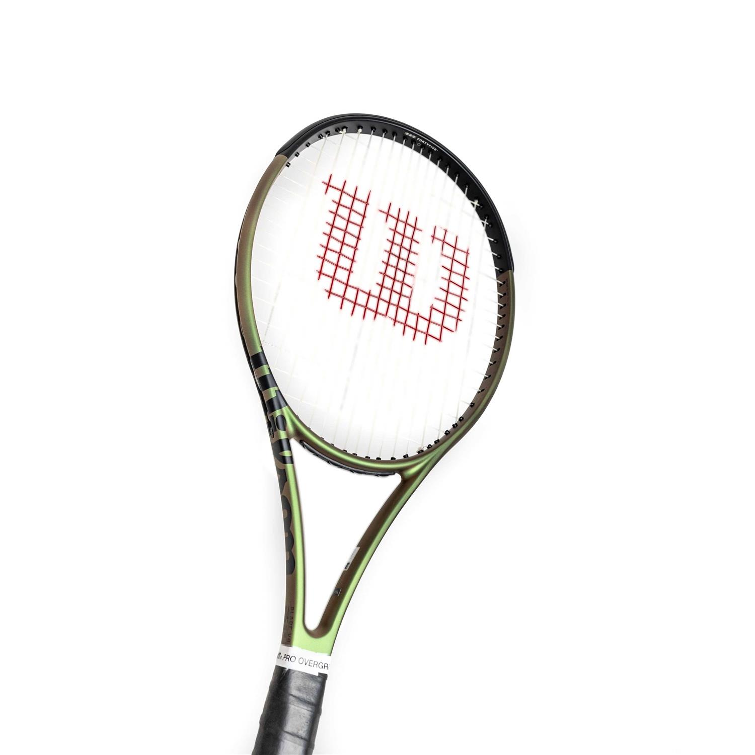 Wilson Blade 104 V8 Tennis Racquet - Image 5