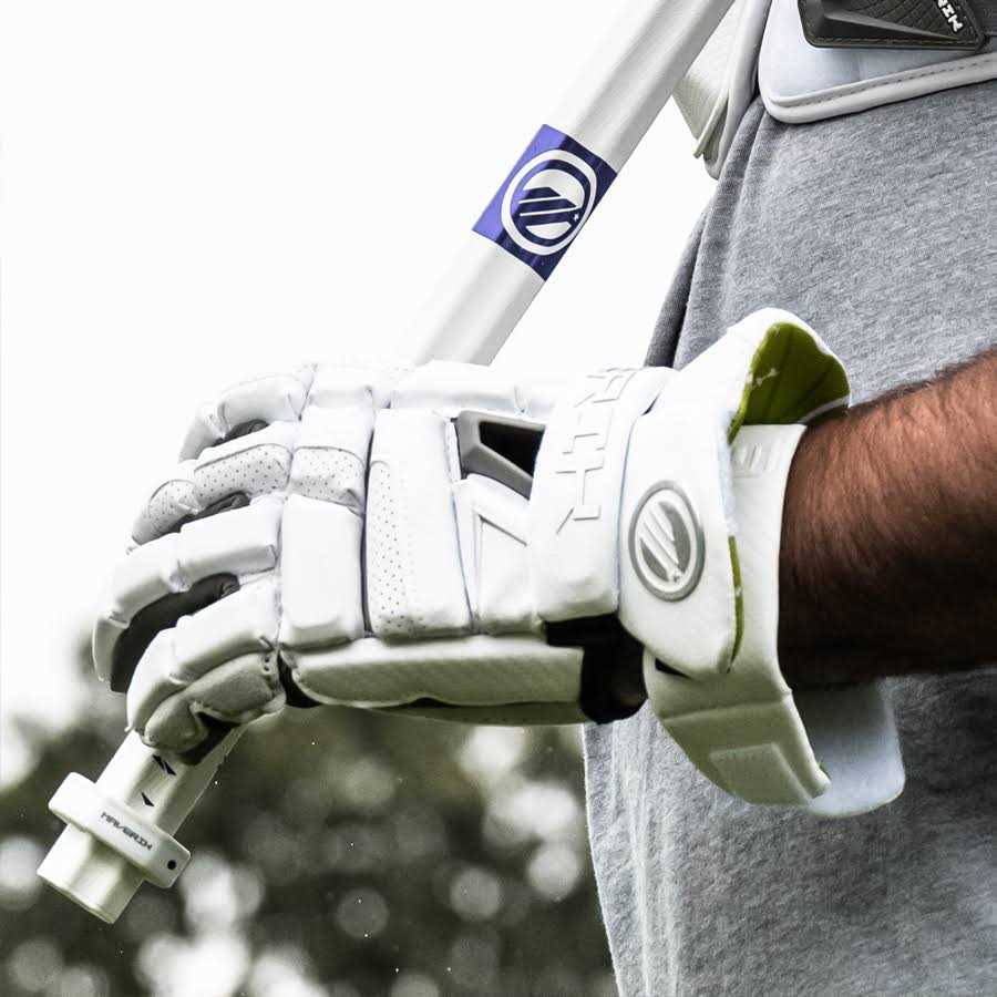 Maverik M6 Lacrosse Gloves - Image 5