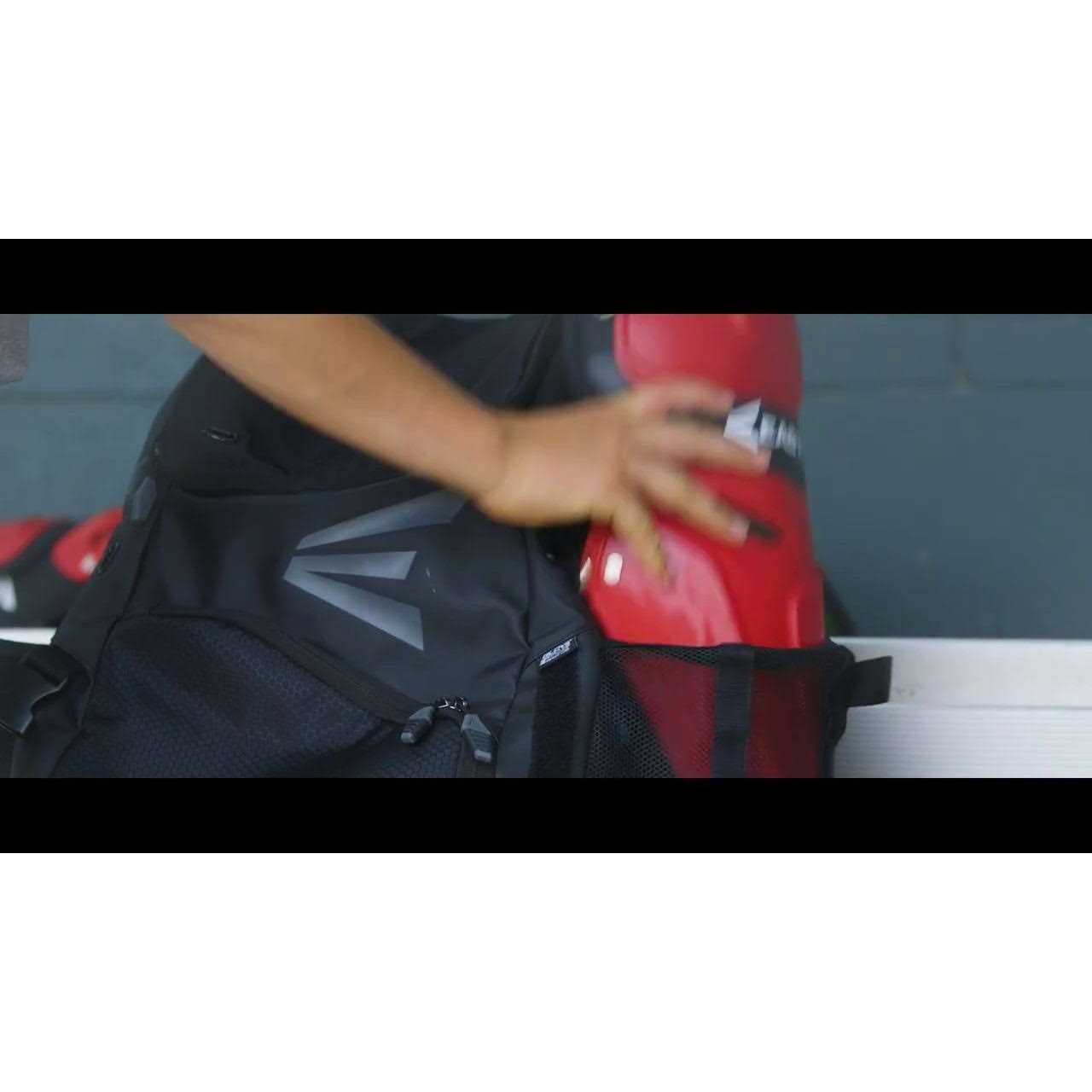 Easton E610CBP Catcher&s Backpack - Image 3