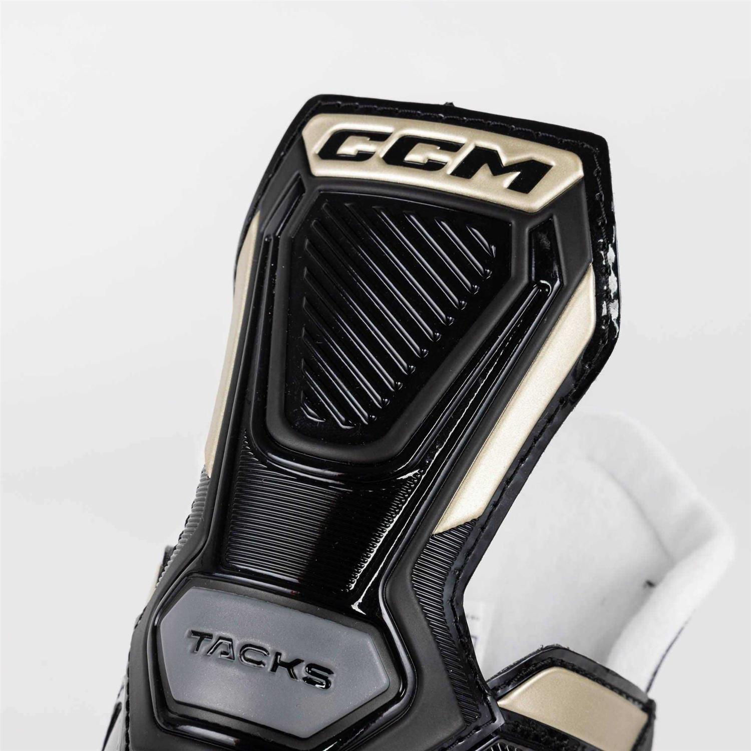 CCM Tacks AS-570 Ice Hockey Skates - Image 4