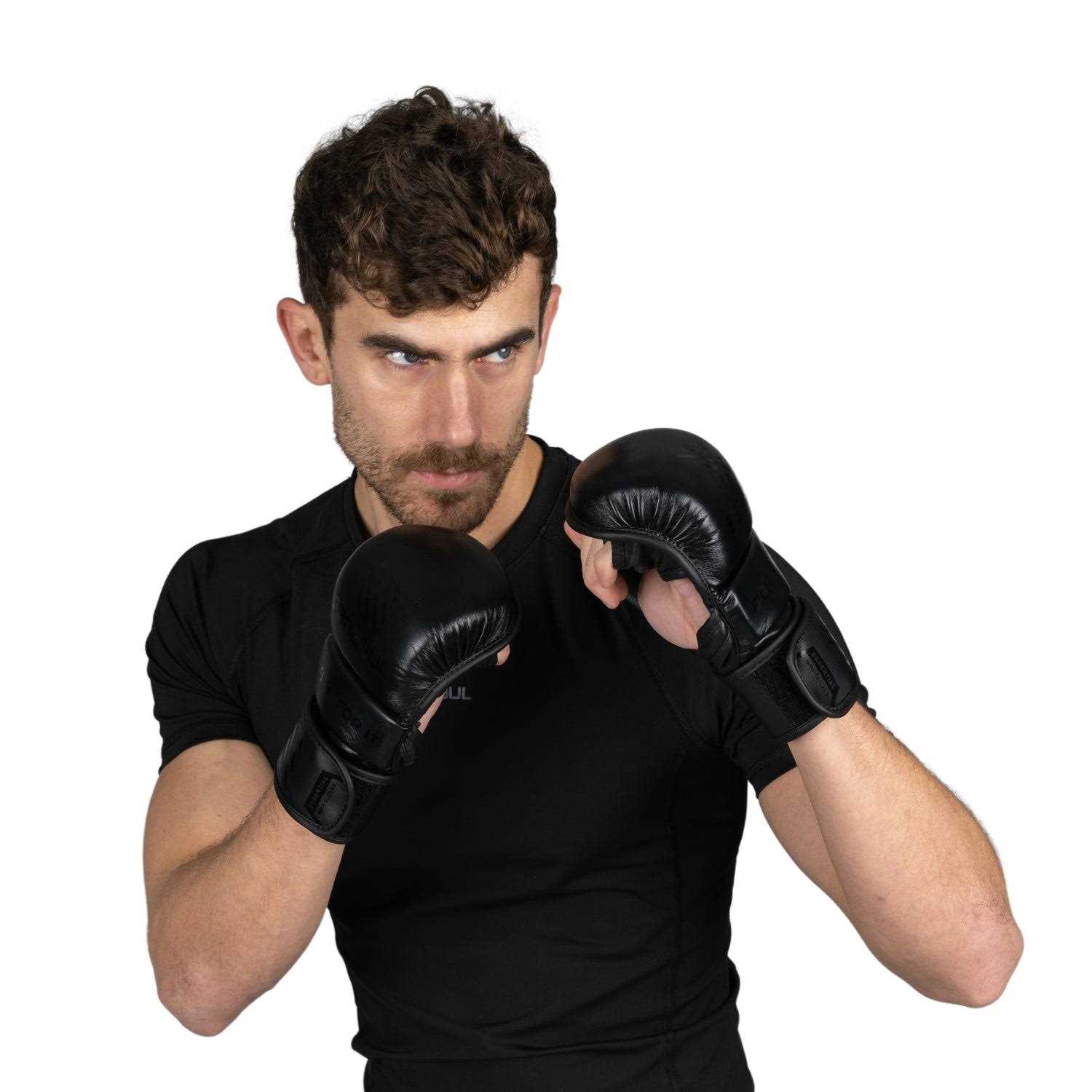 Sanabul Essential 7 oz MMA Sparring Gloves - Image 3