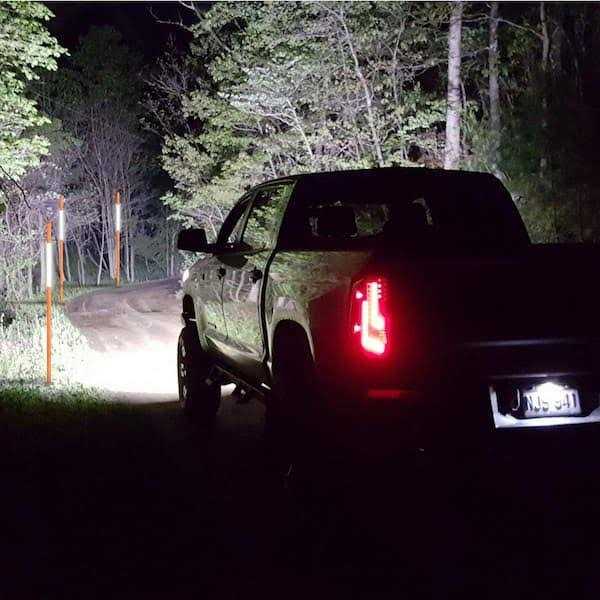 Fibermarker Reflective Driveway Markers 5/16-Inch Dia Driveway Poles - Image 3