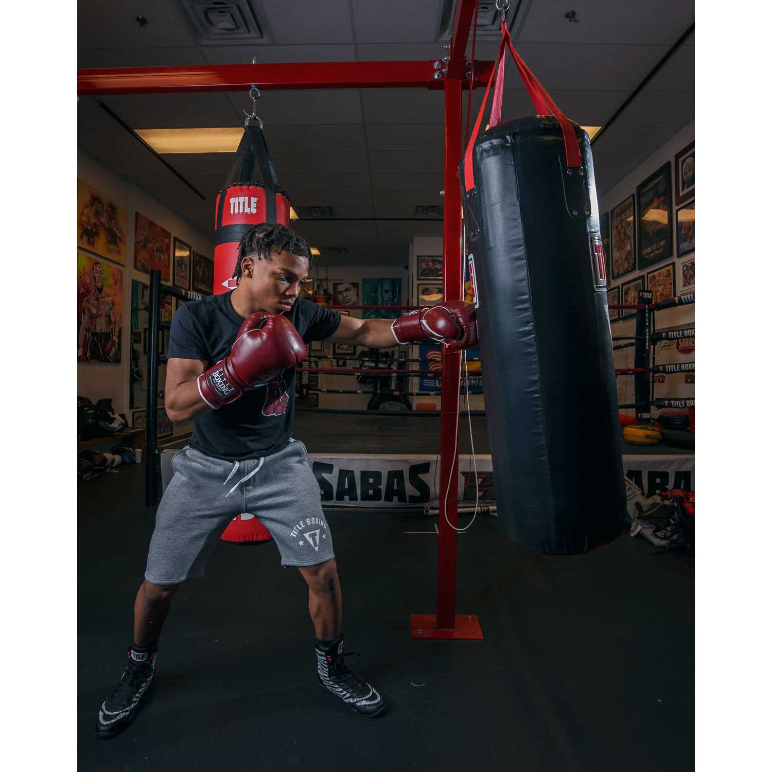 Title Boxing Old School Leather Bag Gloves 2.0 - Image 4