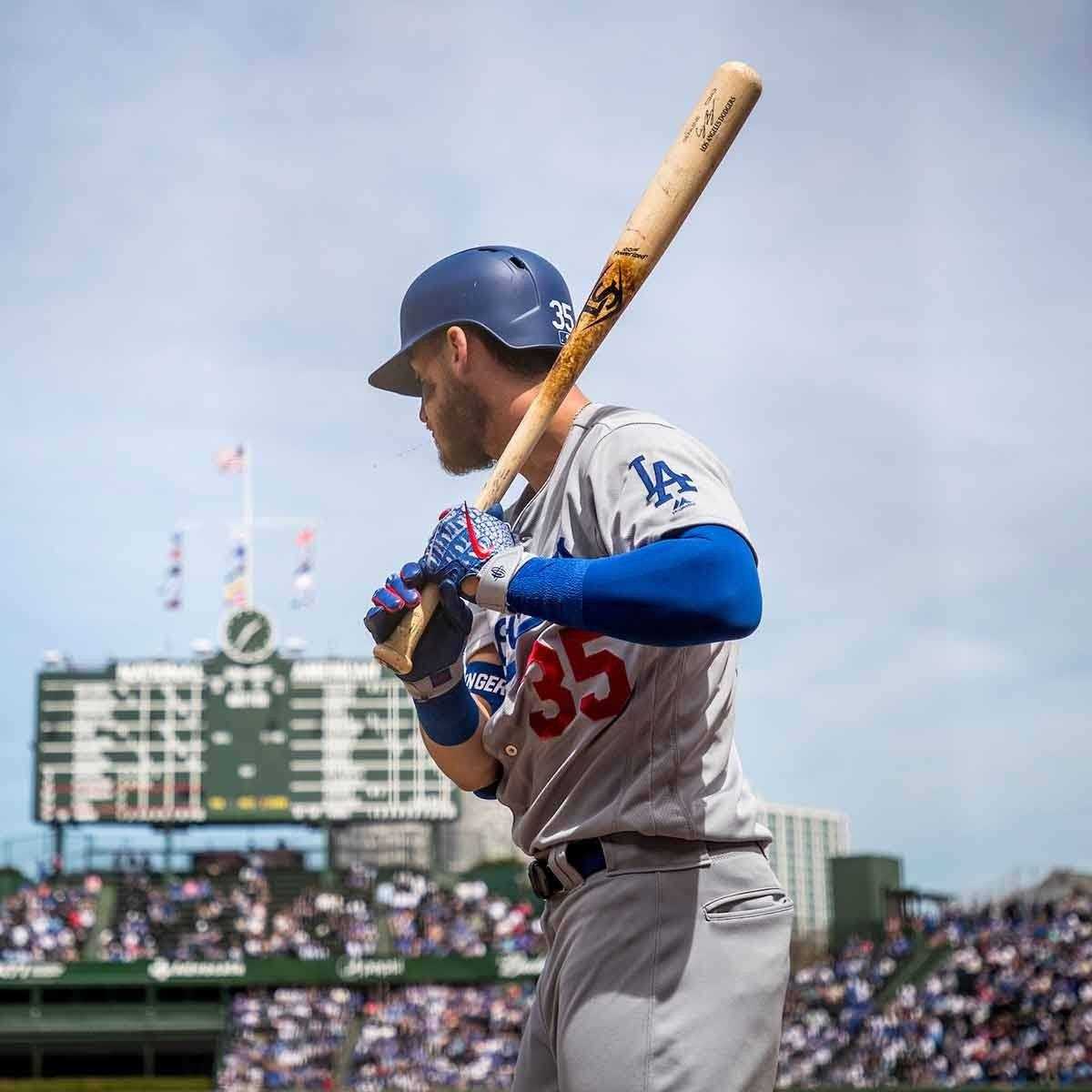 Louisville Slugger MLB Prime CB35 Bellinger Maple Bat - Image 4