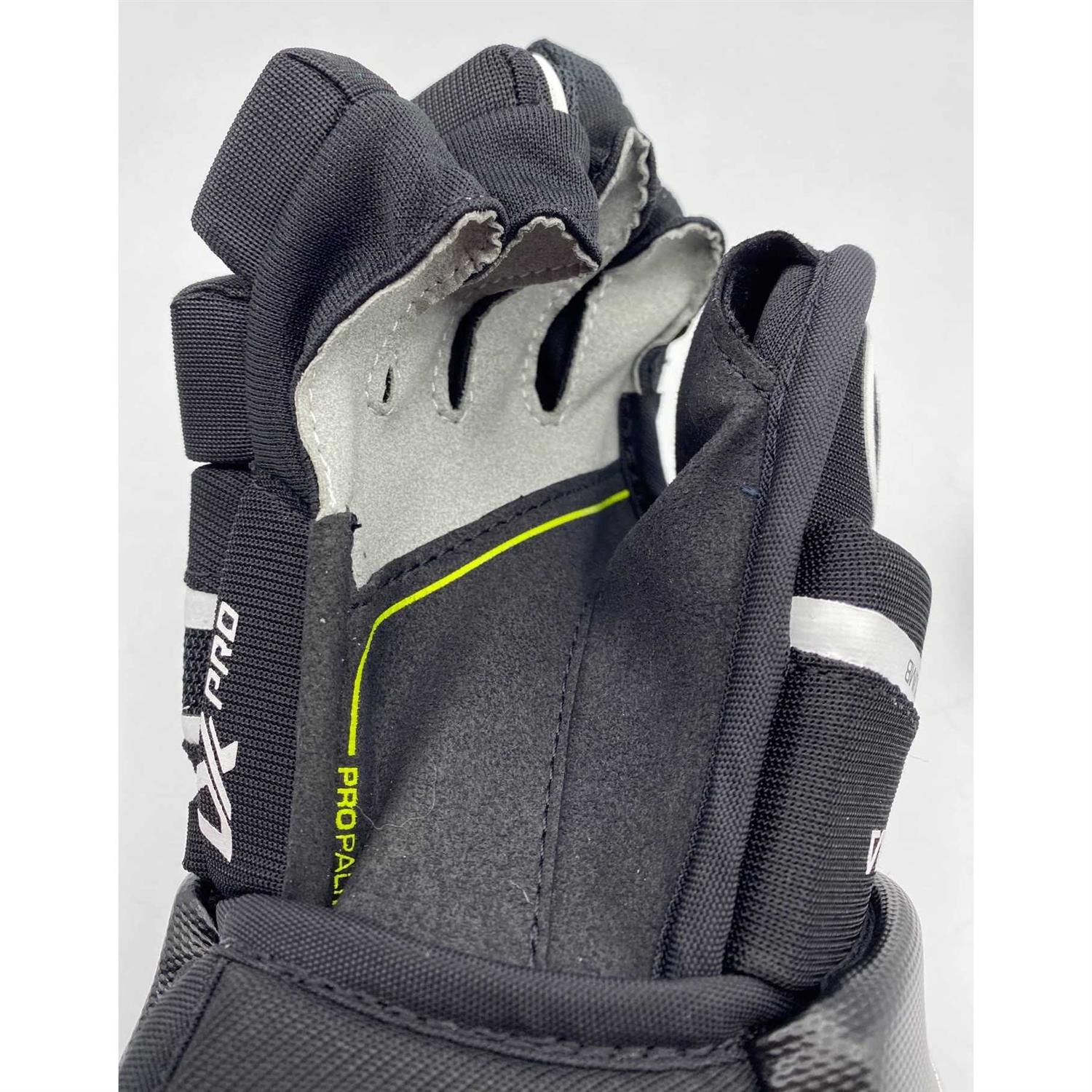 Warrior Alpha LX Pro Hockey Gloves - Image 3
