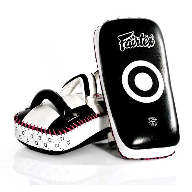 Fairtex Muay Thai Curved Pads - Image 4
