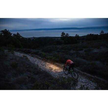 Light & Motion VIS Pro 1000 Trail Headlight - Image 5